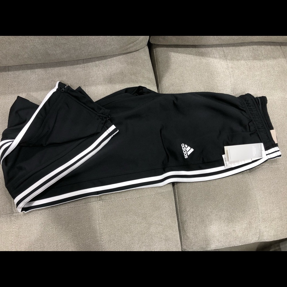 adidas Menโsโ Tricot Track Pant